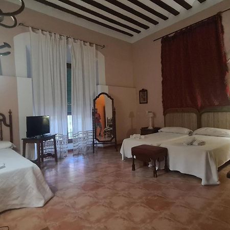 Casa Palacio Conde De Garcinarro Huete Екстер'єр фото