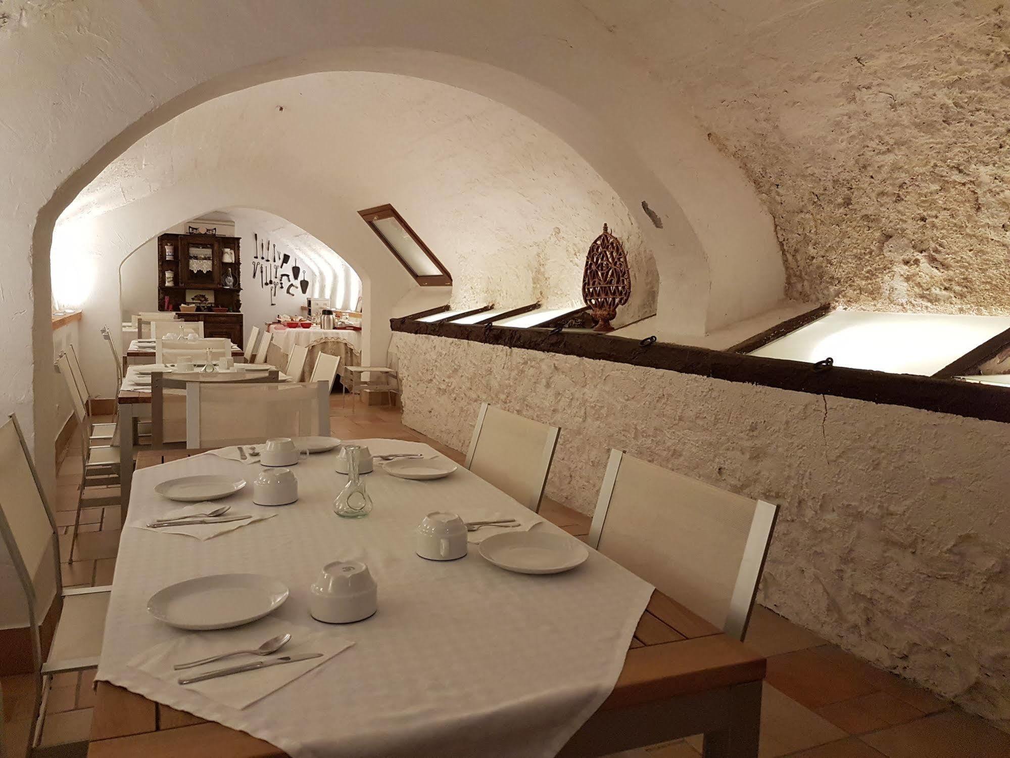 Casa Palacio Conde De Garcinarro Huete Екстер'єр фото